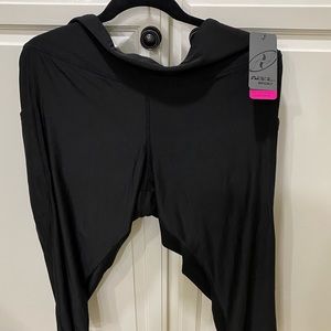 NWT Soft-Stretch fabric. Black, capri length jogger